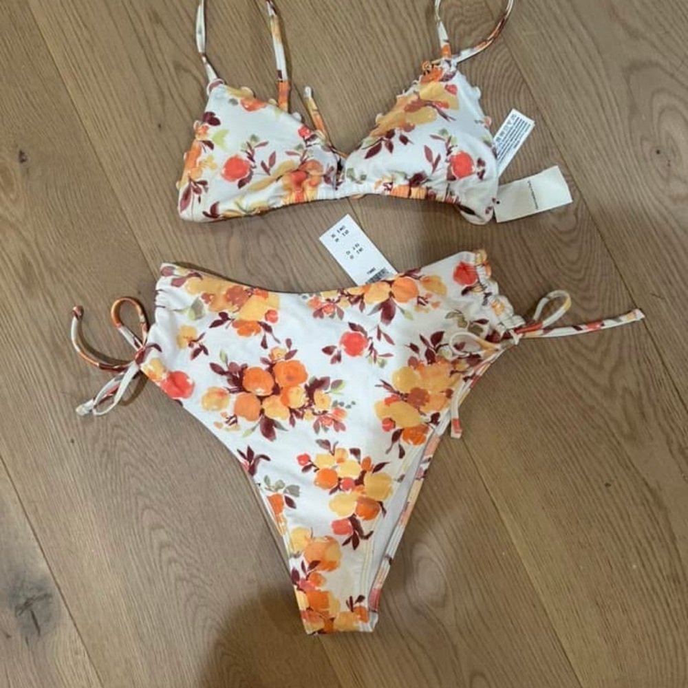 Abercrombie & Fitch Floral Bikini Set